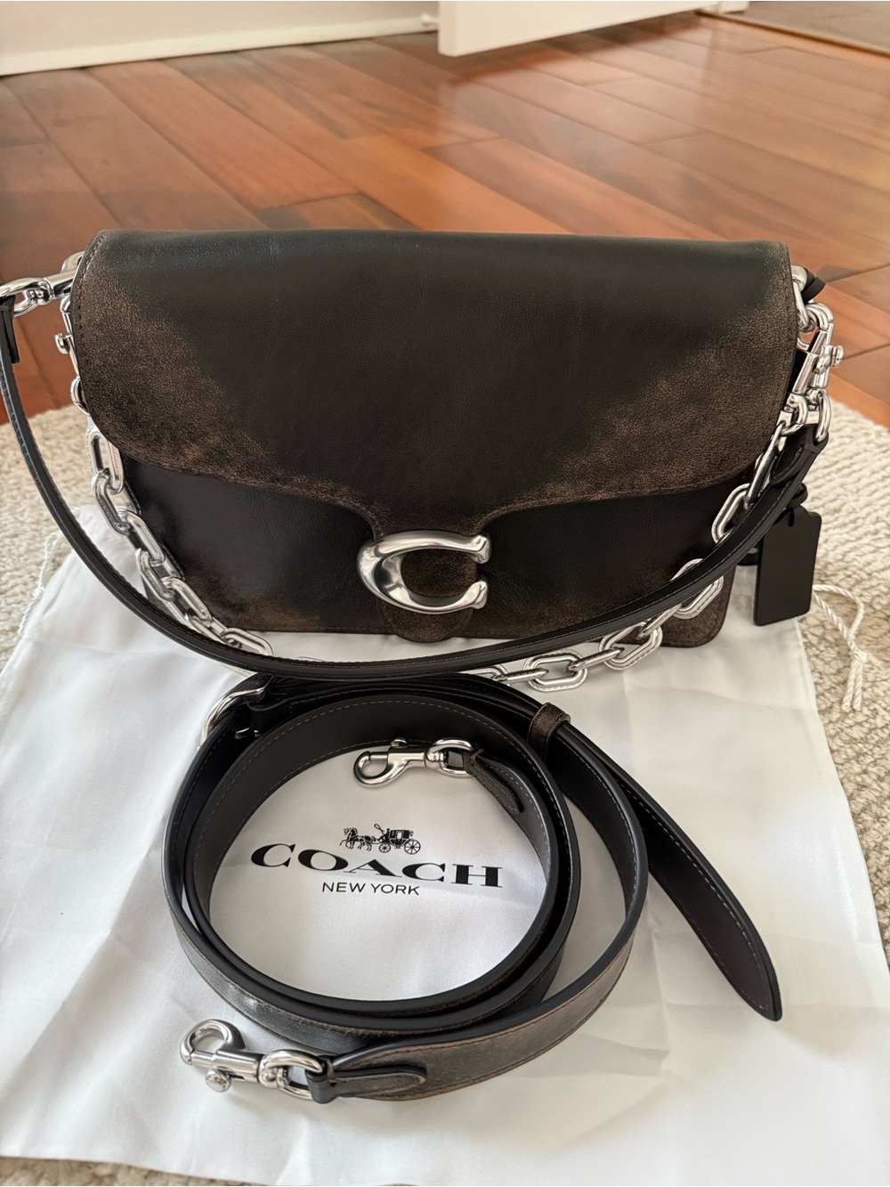 NWT Coach Chain Tabby Loved Leather